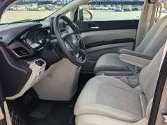 Buick GL8 Land Official Business Class 652T Comfort Edition - ფოტო 4