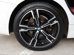 BMW 3 Series Facelift 325i M Sport Package - ფოტო 12