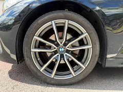 BMW 3 Series 320Li M Sport Package - ფოტო 9