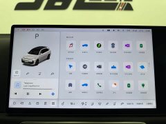 Li Auto L7 Pro - ფოტო 15