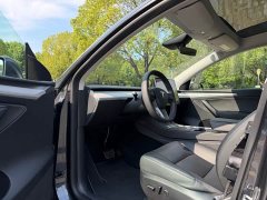 Tesla Model Y 2023 Rear-Wheel Drive - ფოტო 8