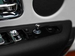 Rolls-Royce Cullinan 2020 Black Badge - ფოტო 16