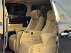 Toyota Alphard 2021 Hybrid 2.5L Luxury - ფოტო 6
