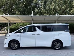 Toyota Vellfire 2021 Crown Hybrid 2.5L HV Luxury Edition - ფოტო 3