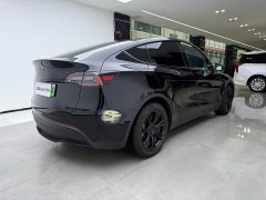 Tesla Model Y 2022 Facelift Rear-Wheel Drive - ფოტო 3