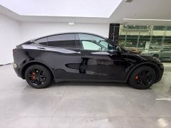 Tesla Model Y 2022 Facelift Rear-Wheel Drive - ფოტო 5