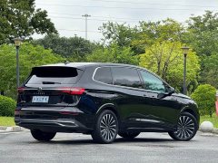 Volkswagen Viloran 380TSI Prestige - ფოტო 4