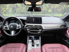 BMW 5 Series 530Li Premier M Sport Package - ფოტო 3