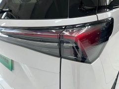 Buick GL8 New Energy Lusang Respect Edition - ფოტო 12