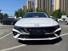 Hyundai Elantra 2023 1.5L CVT GLX Elite - ფოტო 2