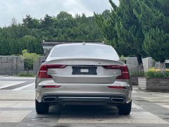Volvo S60 T4 Smart Luxury Edition - ფოტო 16