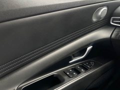 Hyundai Elantra 1.5L CVT Luxury - ფოტო 10