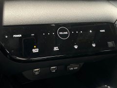 Hyundai Elantra 1.5L CVT Luxury - ფოტო 13