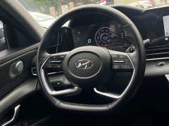 Hyundai Elantra 1.5L CVT Luxury - ფოტო 15