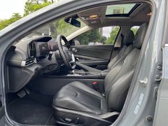 Hyundai Elantra 1.5L CVT Luxury - ფოტო 4