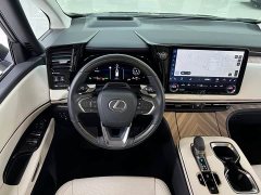 Lexus LM 500h Six-Seat Premium Edition - ფოტო 19
