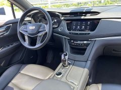 Cadillac XT5 2022 2.0T FWD Luxury - ფოტო 9