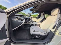 Xiaomi SU7 Rear-Wheel Drive Standard Founder Edition - ფოტო 11
