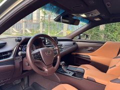Lexus ES 2020 200 Excellence Edition - ფოტო 8