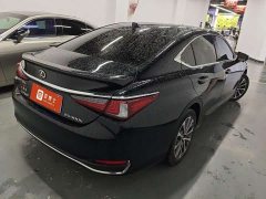 Lexus ES 2022 300h Excellence Edition - ფოტო 9