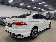 Volkswagen Bora 200TSI DSG Smart Travel PRO - ფოტო 4