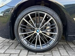 BMW 5 Series 530Li Premier M Sport Package - ფოტო 18