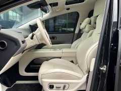 Li Auto i8 Standard Edition - ფოტო 10