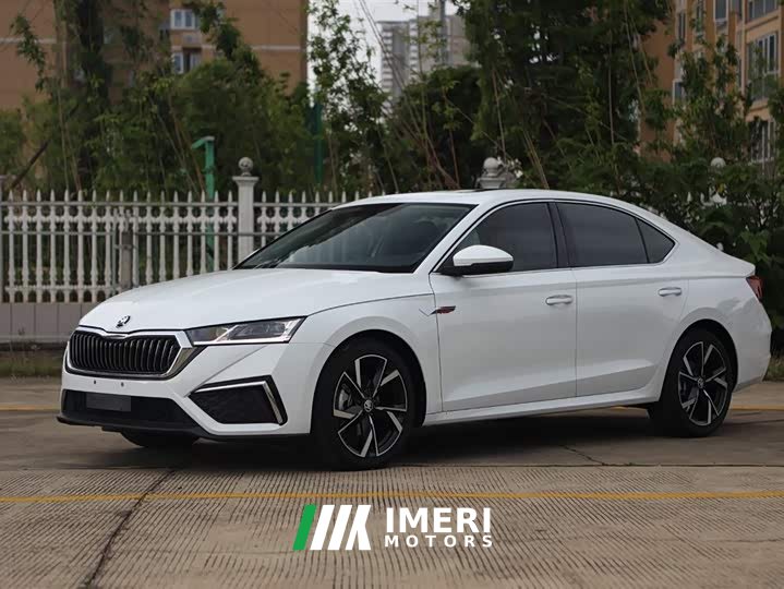 Skoda Octavia Facelift PRO TSI280 Premium Edition - ავტომობილი ჩინეთიდან