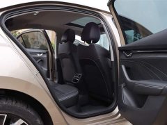Skoda Octavia PRO TSI280 Premium Edition - ფოტო 4