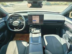 Lynk & Co Geely Lynk & Co 07 EM-P 126 Extended Range Ultra H7 - ფოტო 9