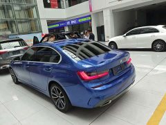 BMW 3 Series 325Li M Sport Package - ფოტო 7