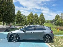 Volkswagen ID.3 Outstanding Edition - ფოტო 3
