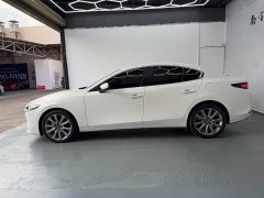 Mazda3 Axela 2023 2.0L Automatic Luster Edition - ფოტო 9