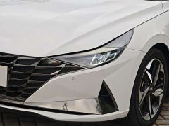 Hyundai Elantra 1.5L CVT Luxury - ფოტო 7