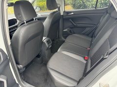 Volkswagen Touran 2023 200TSI DSG Smart Connected Edition - ფოტო 8