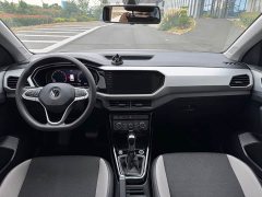 Volkswagen Touran 2023 200TSI DSG Smart Connected Edition - ფოტო 9