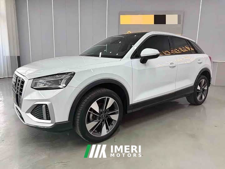 Audi Q2L 35 TFSI Fashion Dynamic