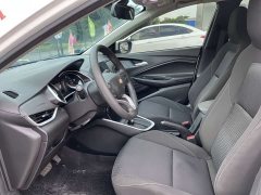 Chevrolet Cavalier Redline 325T Automatic Xingyao Edition - ფოტო 4