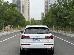 Audi Q5L 45 TFSI Luxury Sport - ფოტო 14