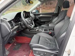 Audi Q5L 45 TFSI Luxury Sport - ფოტო 4