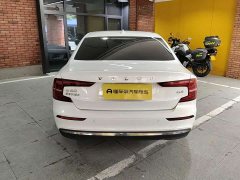 Volvo S60 B4 Smart Luxury Edition - ფოტო 8