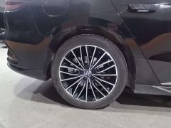 BYD Han DM-i Glory Edition 121KM Deluxe - ფოტო 18