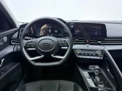 Hyundai Elantra 2023 1.5L CVT Luxury - ფოტო 8