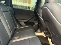 Tesla Model Y Rear-Wheel Drive - ფოტო 6
