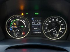 Toyota Alphard Hybrid 2.5L Premium Edition - ფოტო 17