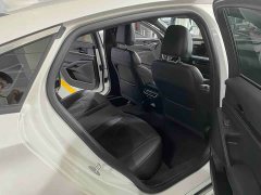 Ford Mondeo 2023 EcoBoost 180 Comfort - ფოტო 9
