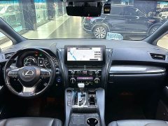 Lexus LM 2020 300h Four-Seat Royal Edition - ფოტო 13