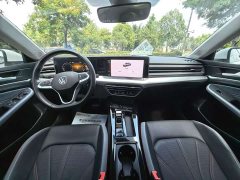 Volkswagen Lingdu L 280TSI DSG Dazzling Red Edition - ფოტო 8