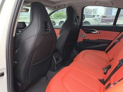 BMW 1 Series 125i M Sport Night Edition - ფოტო 17