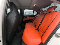 BMW 1 Series 125i M Sport Night Edition - ფოტო 18